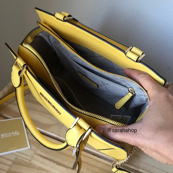 🌼Michael Kors Purse - Picture 10 of 11